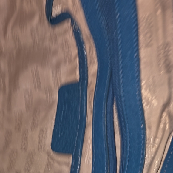 Vintage Michael Kors Blue Shoulder Bag with Gold Accents - Picture 8 of 9